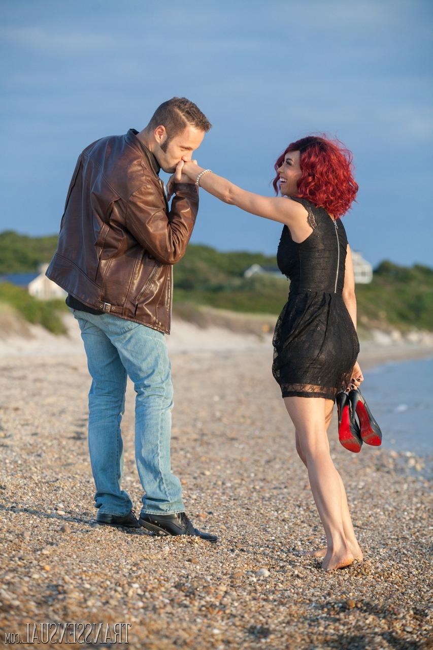 15P Transsensual protagonizada por Wolf Hudson, Sunday Valentina Sex Images