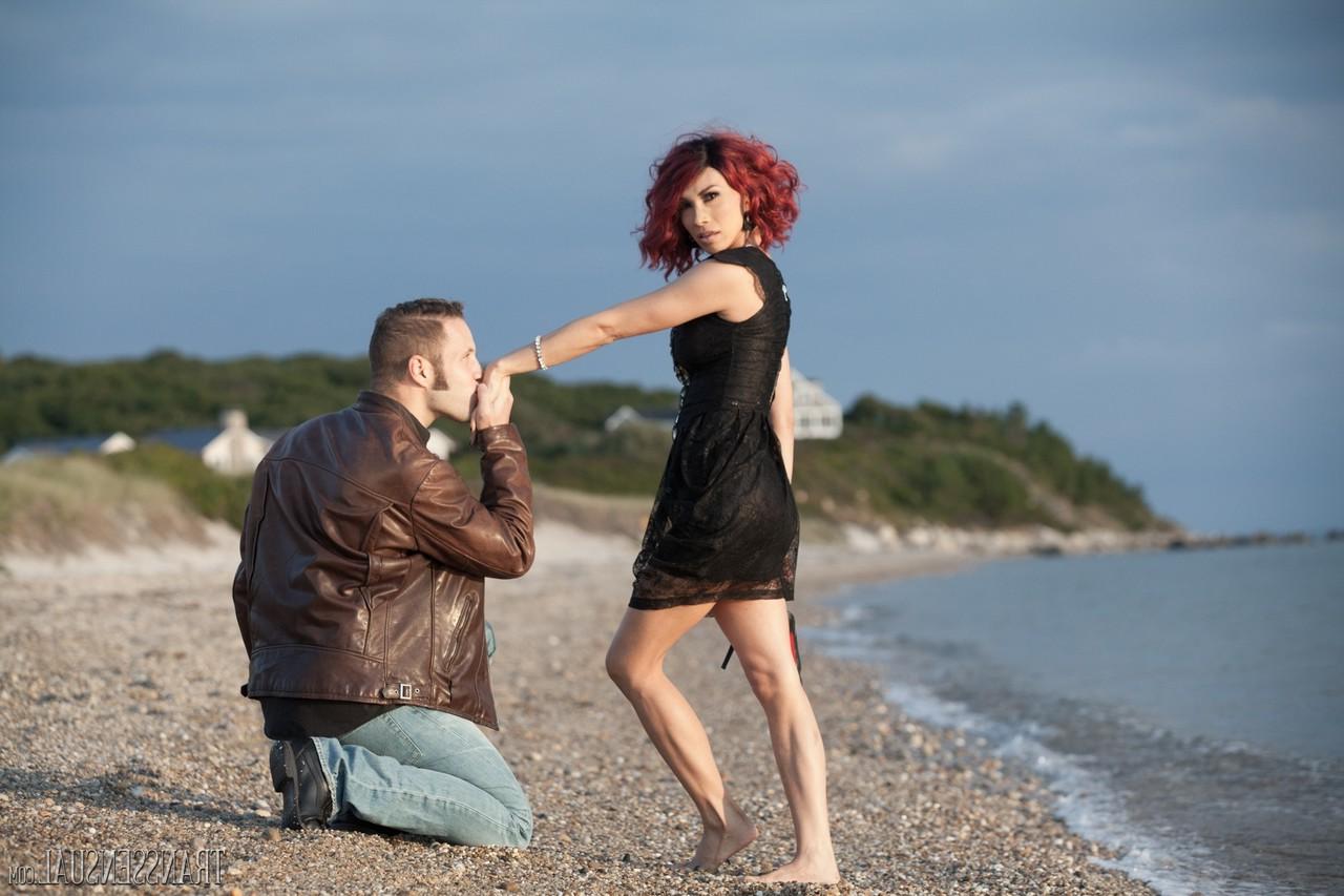 15P Transsensual protagonizada por Wolf Hudson, Sunday Valentina Sex Images