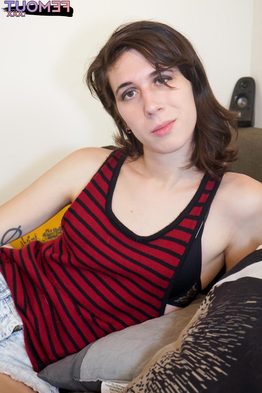 16P Femout XXX Sophie Escada