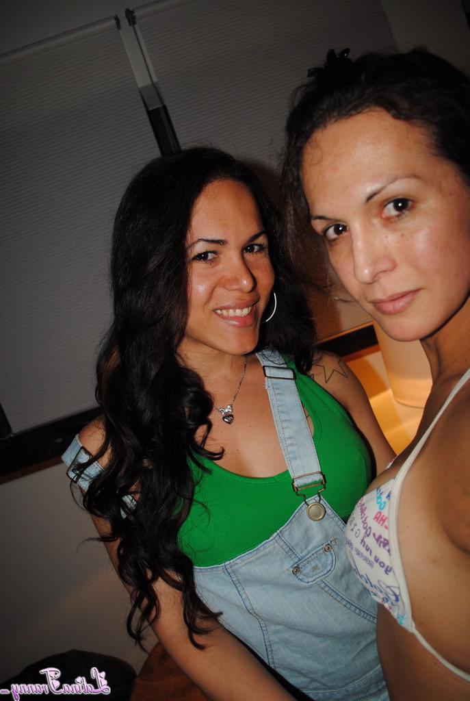 12P Latina Tranny Nude XXX