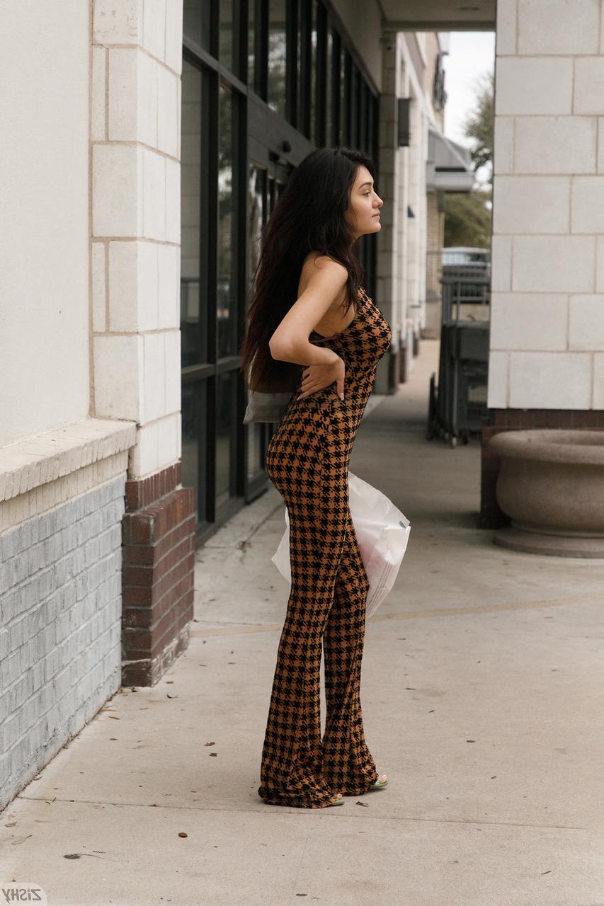 12P Pretty amateur babe Soledad Lomas flashes her hot boobs at the store