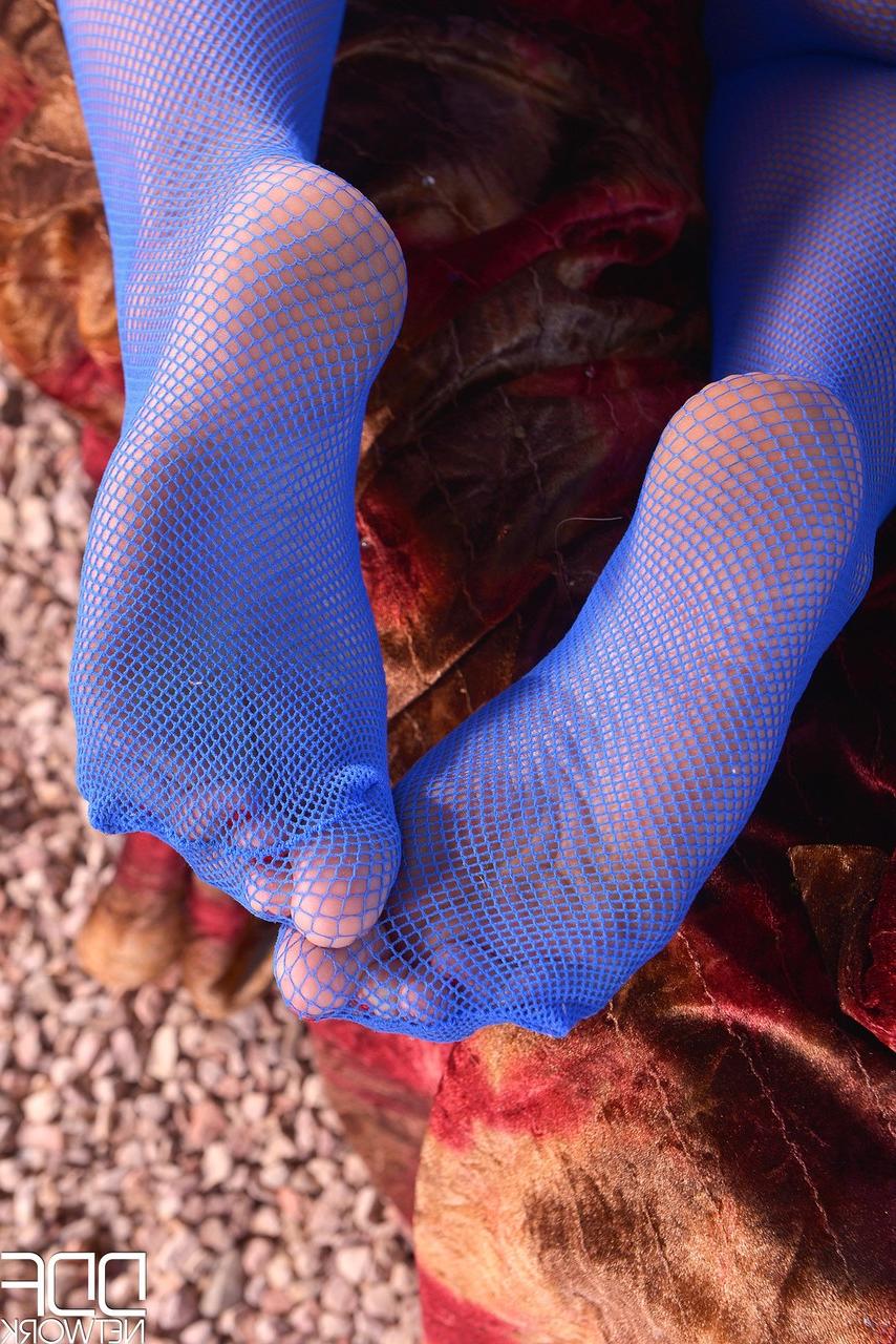 20P Hot Legs And Feet Candy Sexton, Emma Leigh