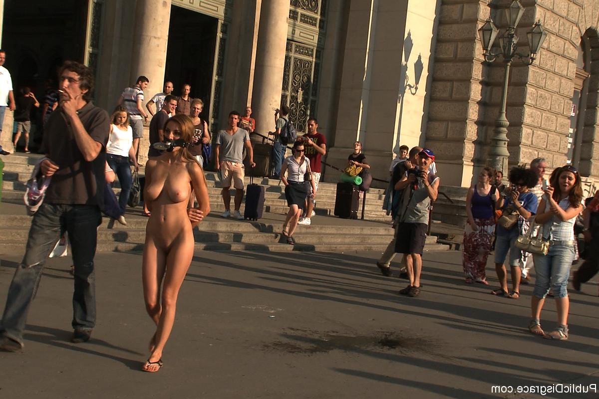 20P Public Disgrace Alice Romain, Steve Holmes