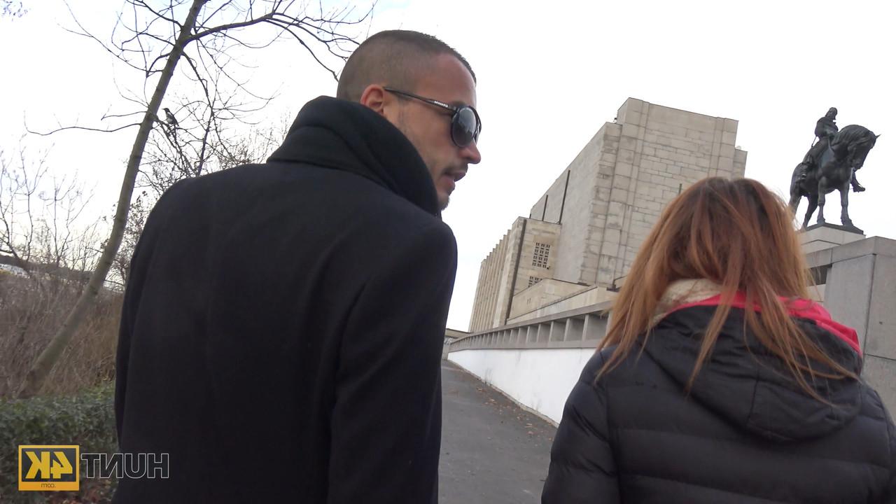 20P Sweet European GF a des relations sexuelles torrides avec un autre homme pendant que son copain regarde