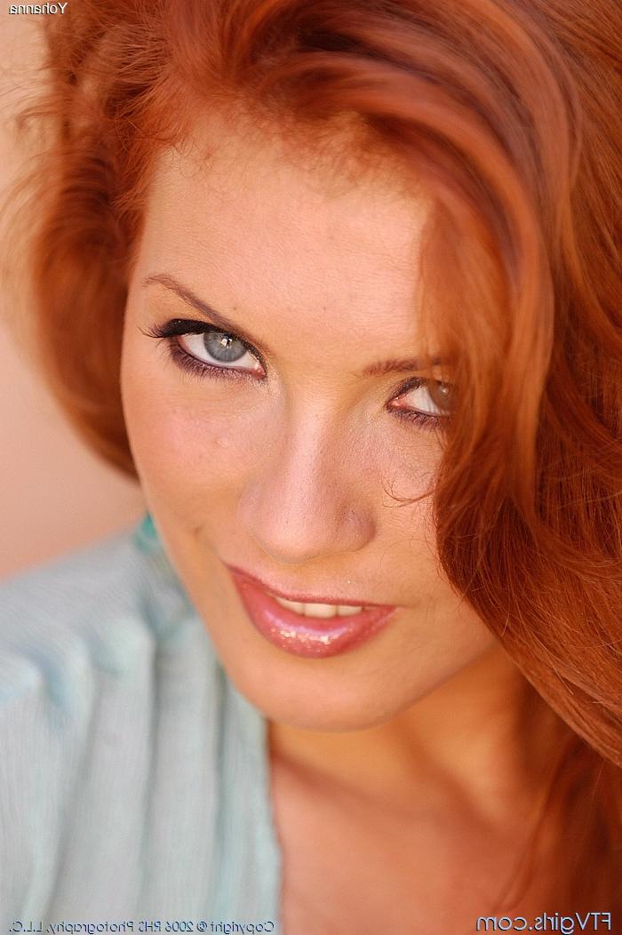 20P Marvelous redhead Yohanna goes bottomless and washes her beaver in the pool