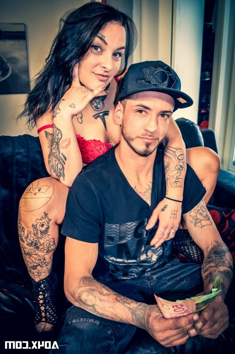 18P Tattooed couple Tess X & Vinc Beam indulge in foreplay action