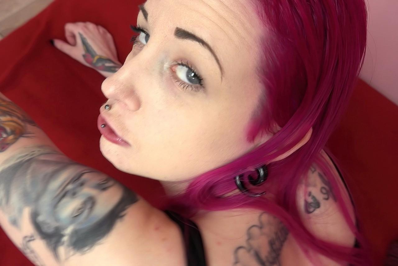 20P Redheaded amateur Lady Lazarus gives head and takes a dick in her tight ass