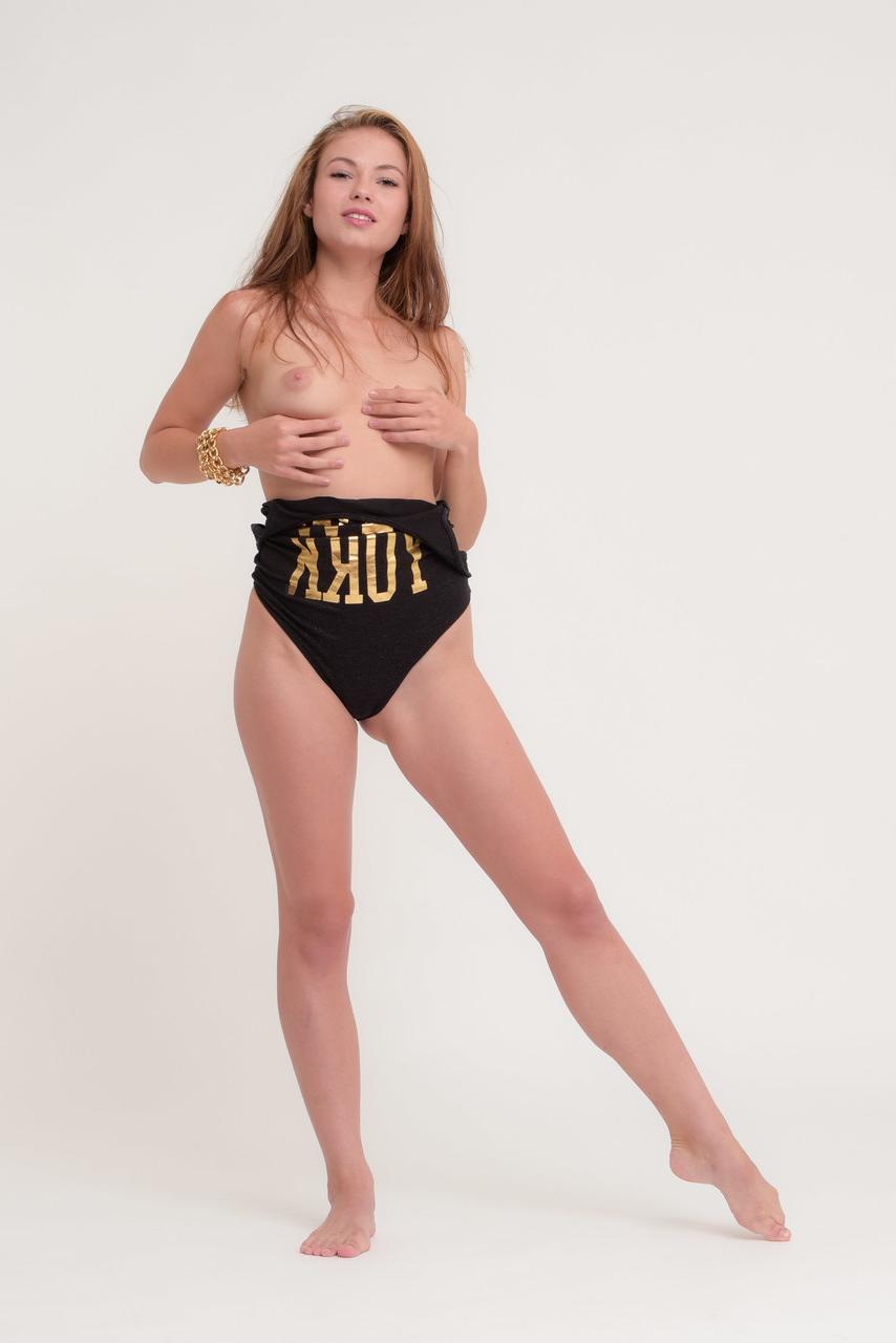 20P Clube Dezessete Hilary A