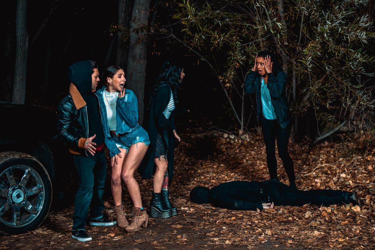 20P Aire de jeux numérique Abella Danger, Joanna Angel, Petites mains