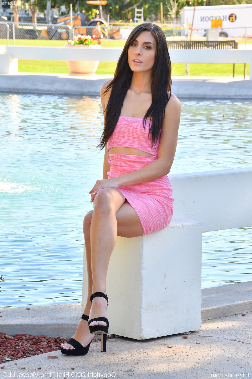 20P FTV Girls Dana Wolf