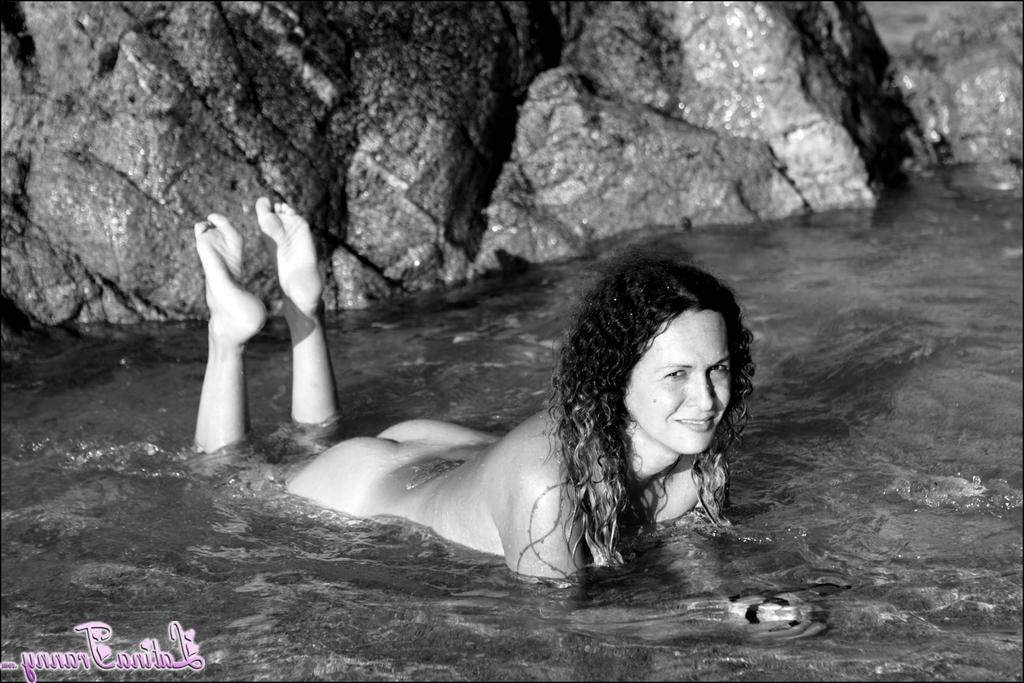 16P Latina Tranny com Nicole Montero XXX fotos pornôs