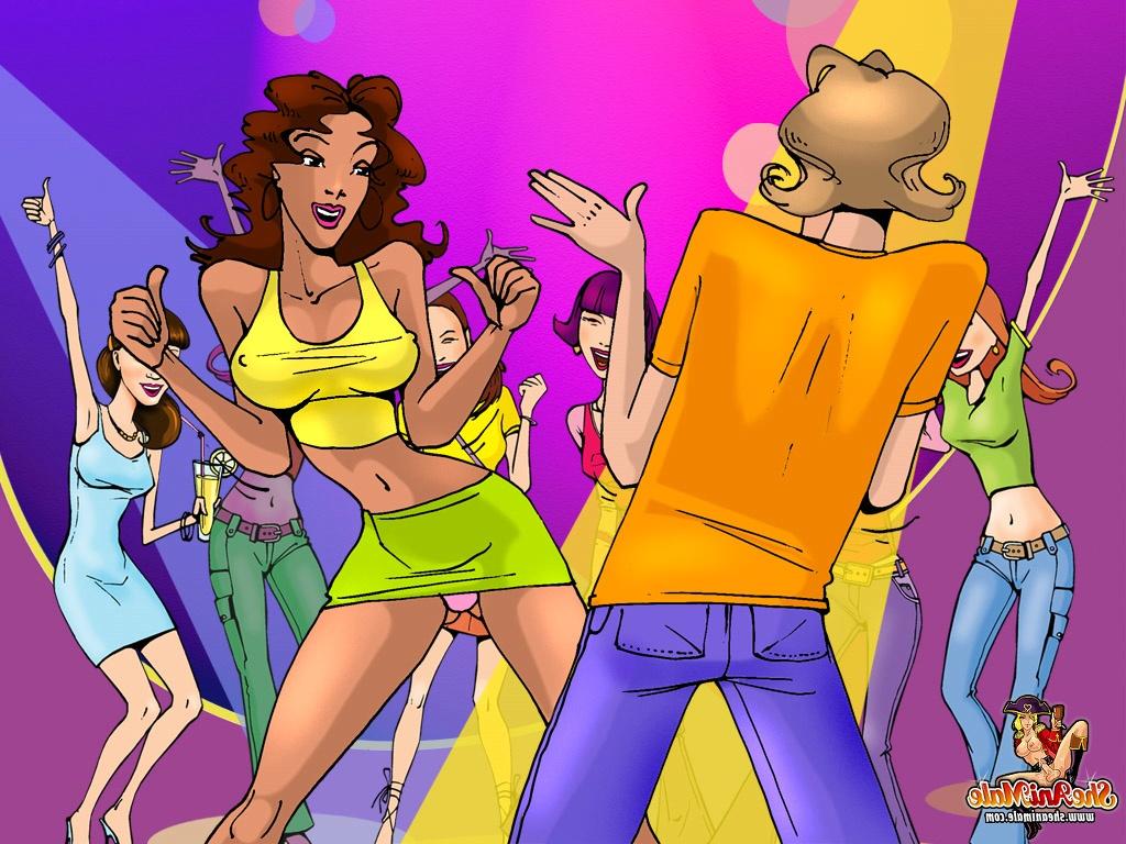10P Travesti de ébano de anime trepa com um garoto loiro que conheceu no bar da praia
