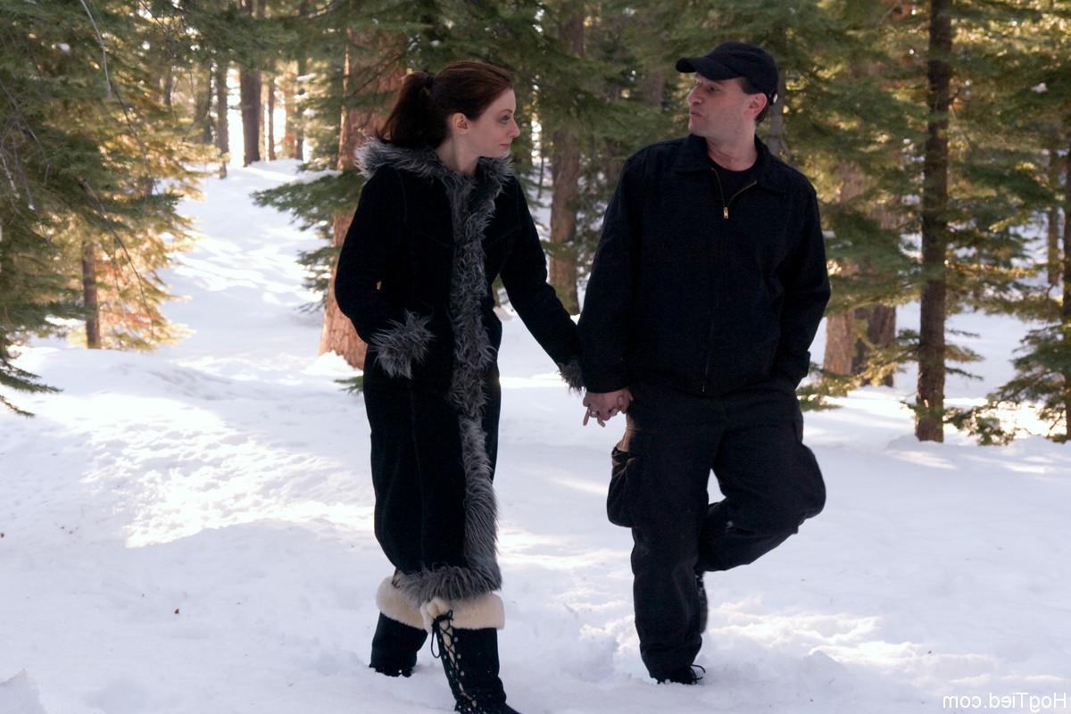 20P Hot babe Amber Keen gets tied to a tree and fingered on a cold winter day