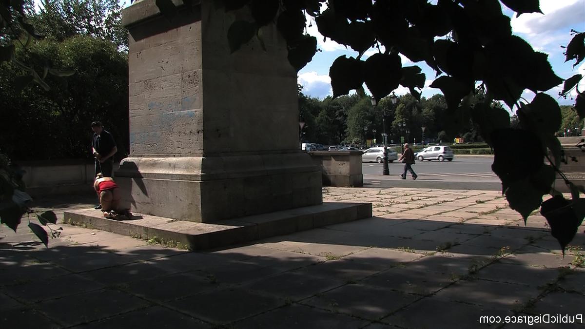 20P Public Disgrace Kitty, Steve Holmes