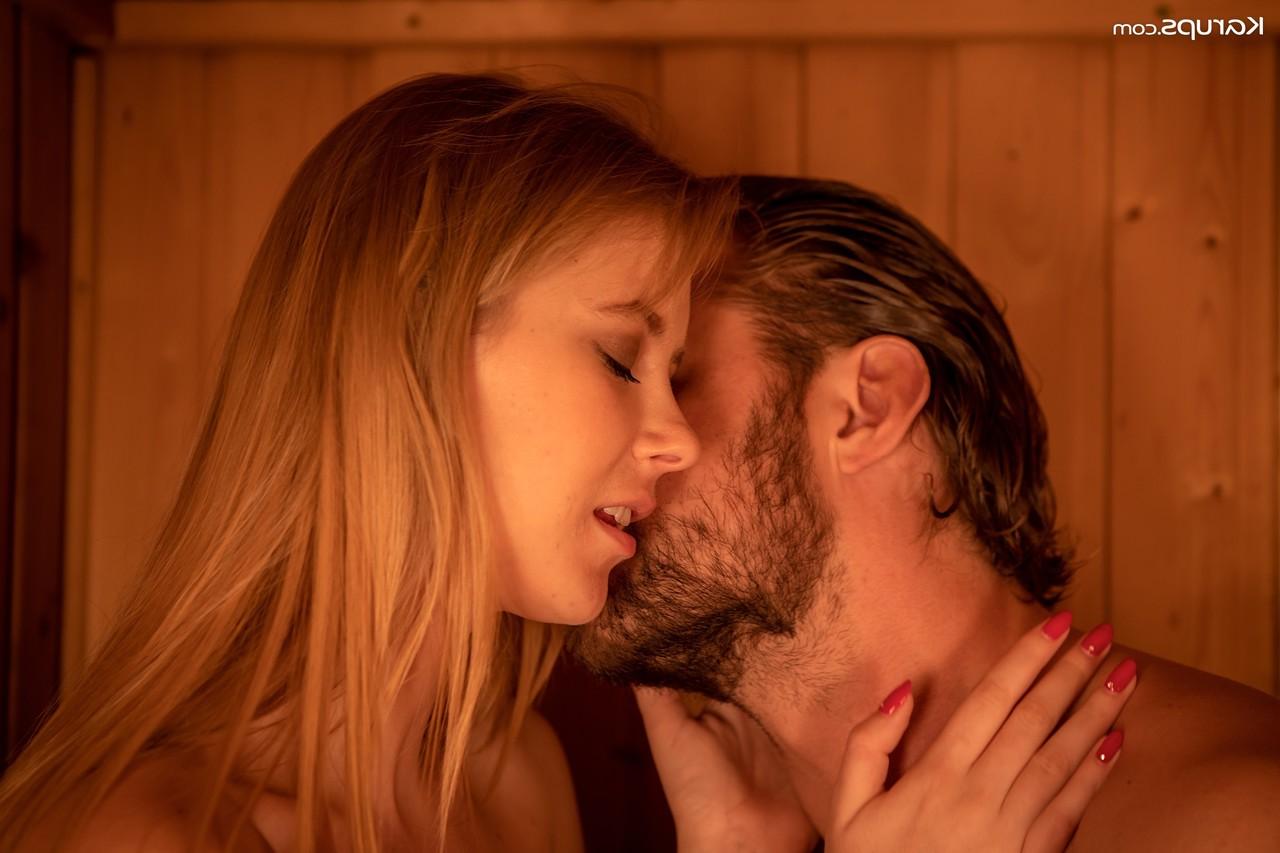 18P Eyla Moore and her man friend have foreplay in a sauna before fucking