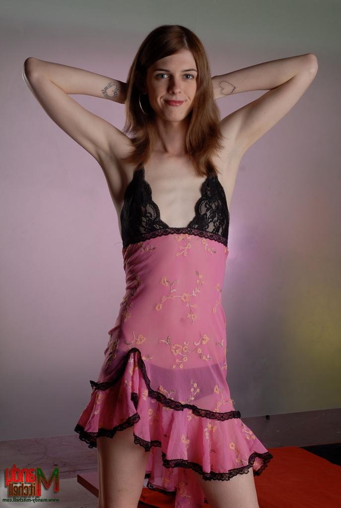 16P Mandy Mitchell Photos porno officielles