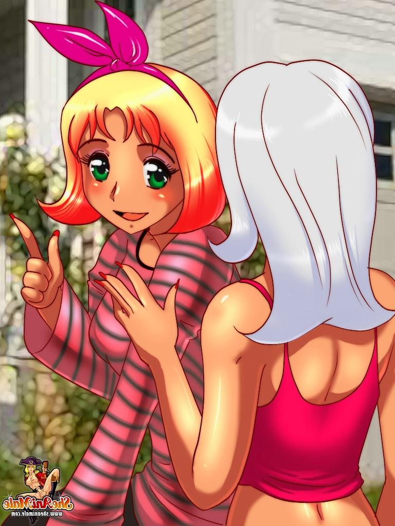 12P Des transsexuelles animées avec de faux melons se baisent le cul sur le sol