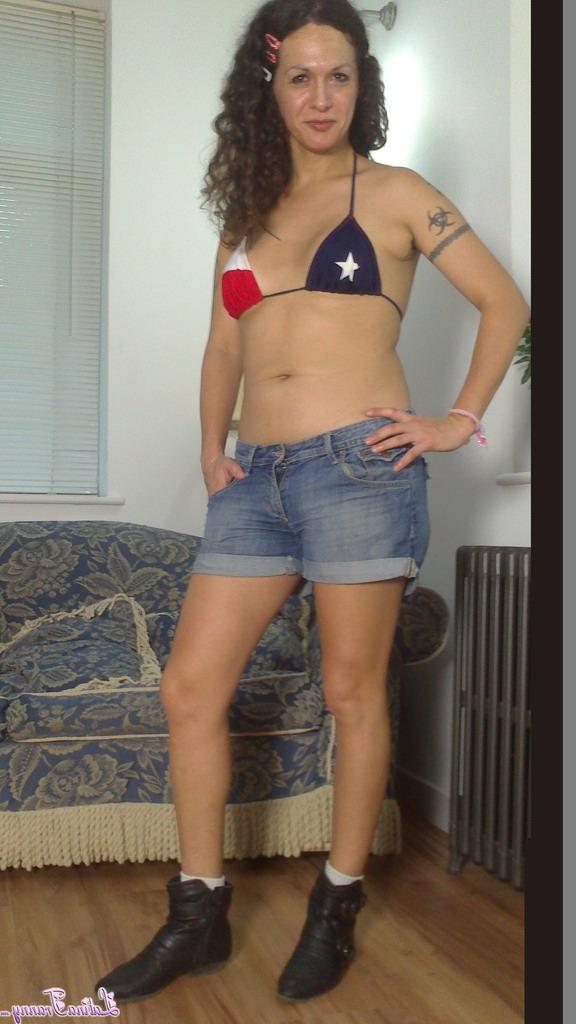 11P Transexual Latina protagonizada por Nicole Montero Desnuda XXX