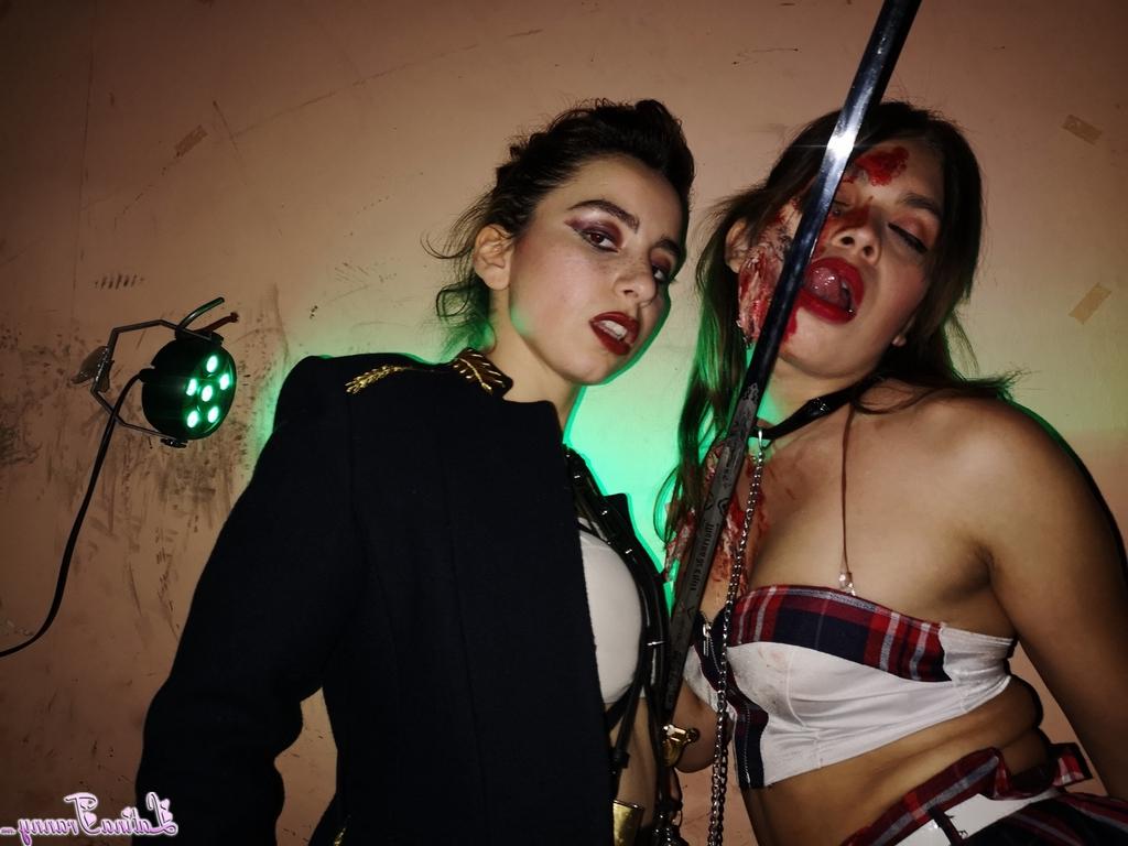 16P Transexual latina protagonizada por Nicole Montero Fotos porno XXX