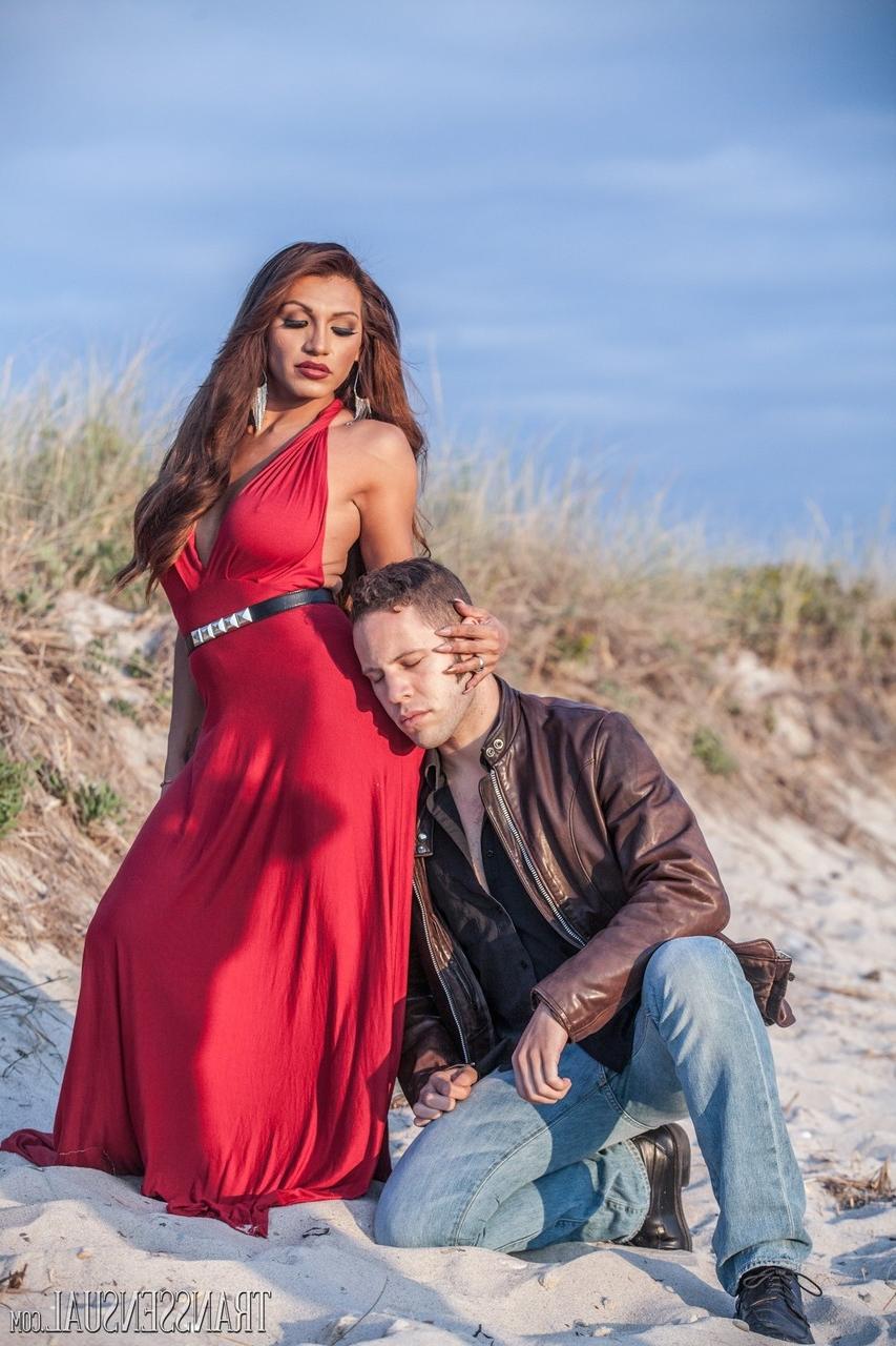 15P Transsensual featuring Wolf Hudson, Jessy Dubai XXX Pictures
