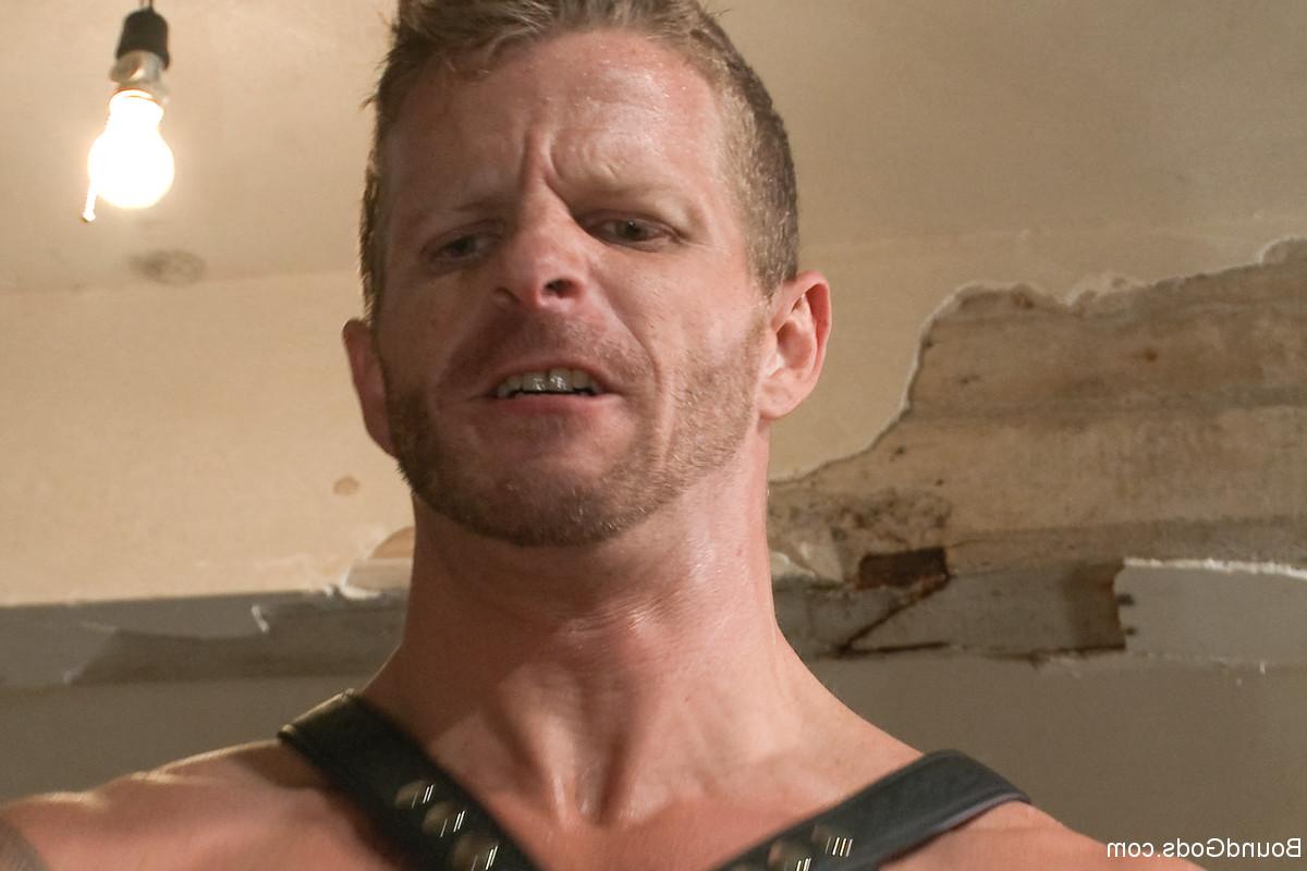 20P Deuses Vinculados Jeremy Stevens, Dirk Caber
