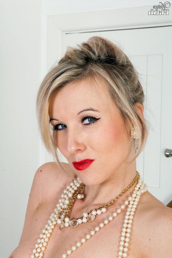 15P Pinup model Evey Krystal removes vintage sheer panties to spread naked ass