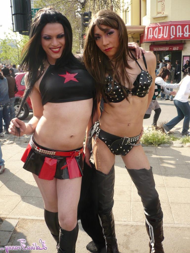 12P Latina Tranny XXX Galerie