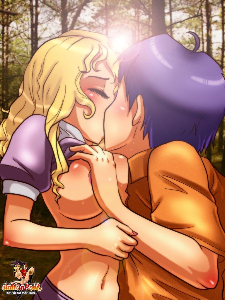 12P Un joli couple d'anime se fait prendre dans une embuscade et se fait baiser par une transexuelle rousse dans les bois.