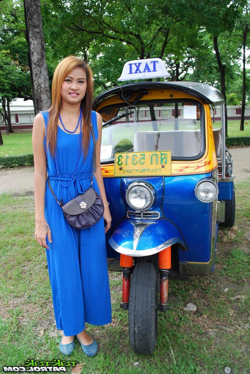 17P Beautiful Thai girl Mon flirting with a cute male tourist in public