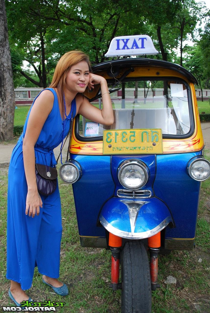 17P Beautiful Thai girl Mon flirting with a cute male tourist in public