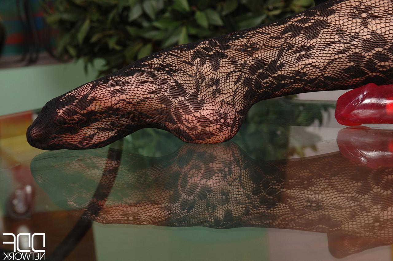20P Hungarian pinup MILF Zafira masturbating in her bodystocking and high heels