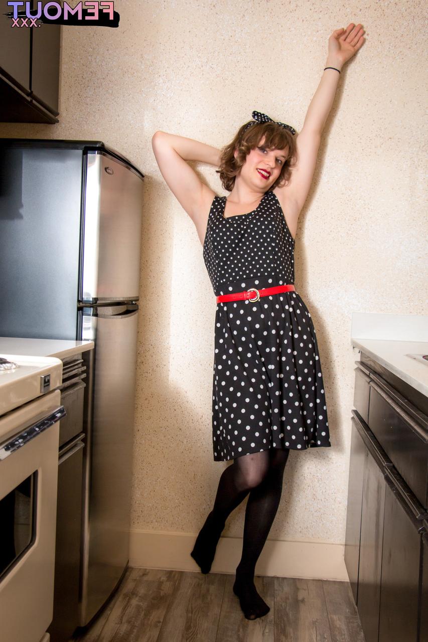 16P Femout XXX Olivia Cutie