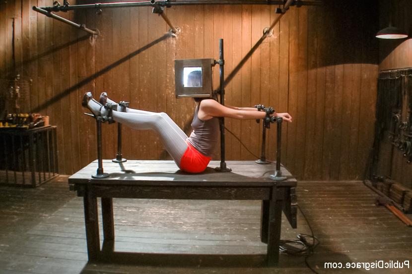 15P Female slaves are shocked with electricity before anal sex in public