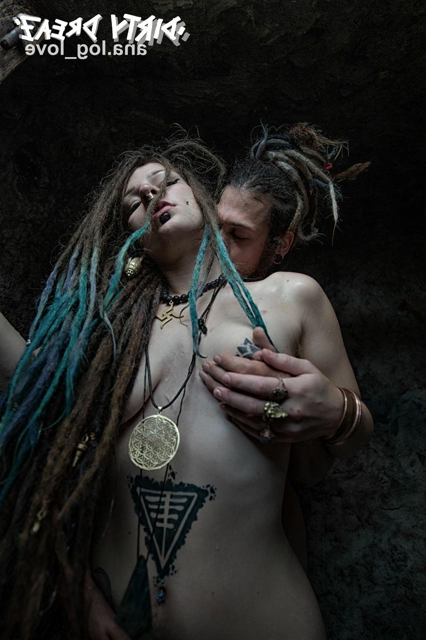 16P Alternative couple Franzz Von Kreidl & Kalipeez sport dreadlocks during sex
