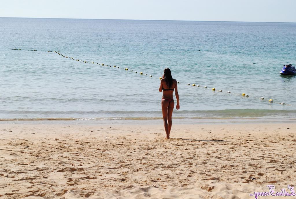 10P Latina Tranny interprétée par Nicole, Bruna en Thaïlande XXX Porn Pics