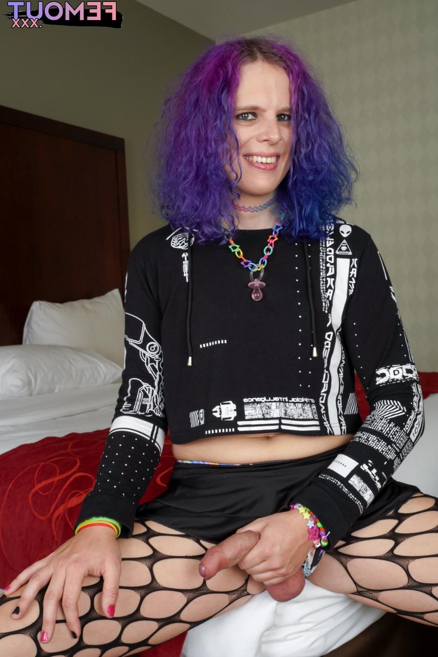 16P Femout XXX Laraina Kitten
