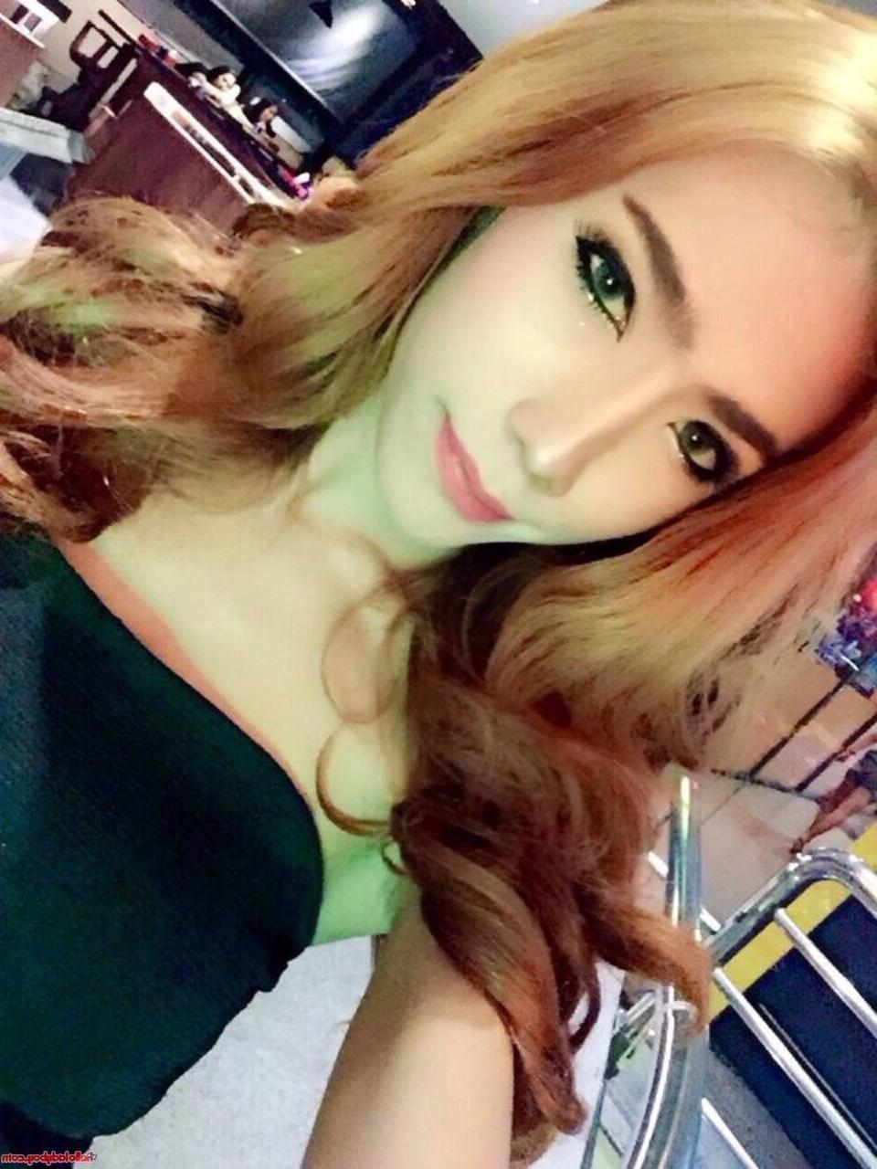 20P Hello Ladyboy 