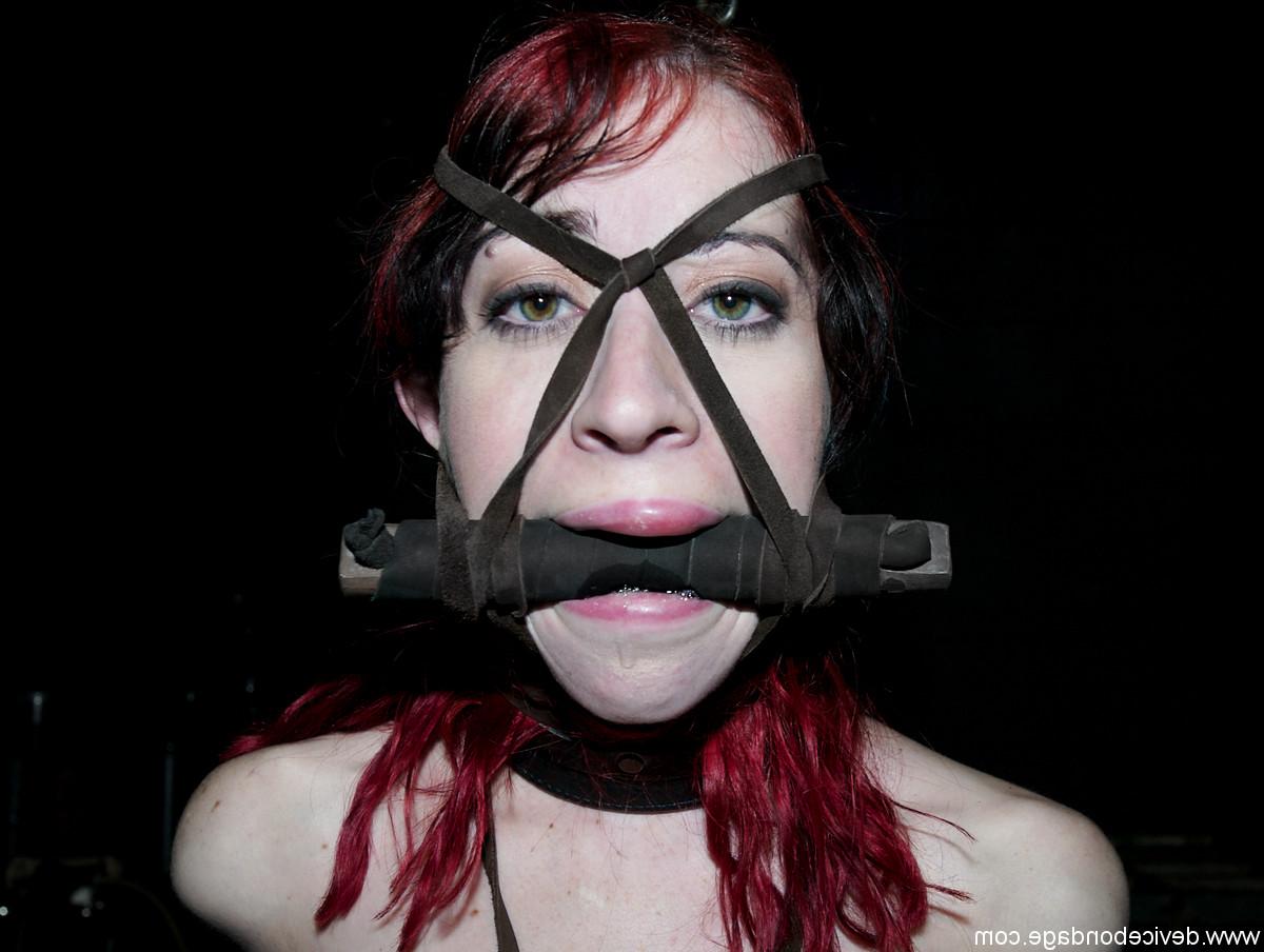 20P Device Bondage Arachnia Webb