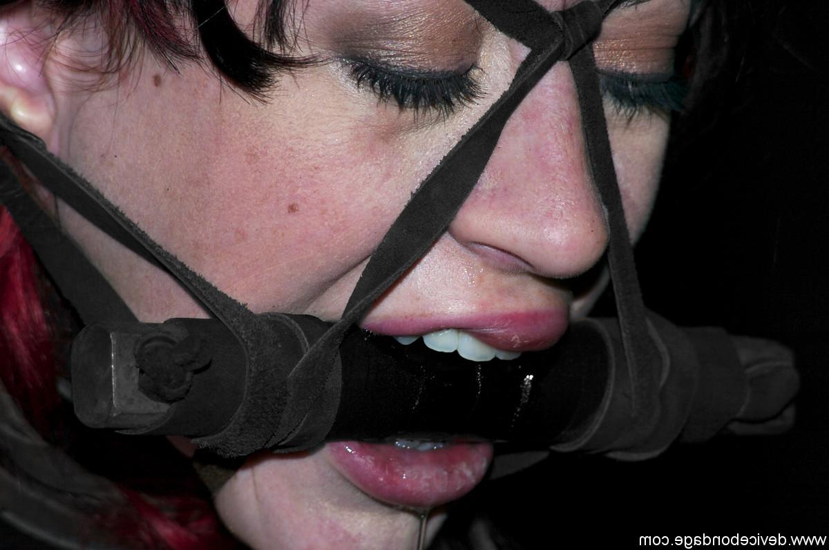 20P Device Bondage Arachnia Webb