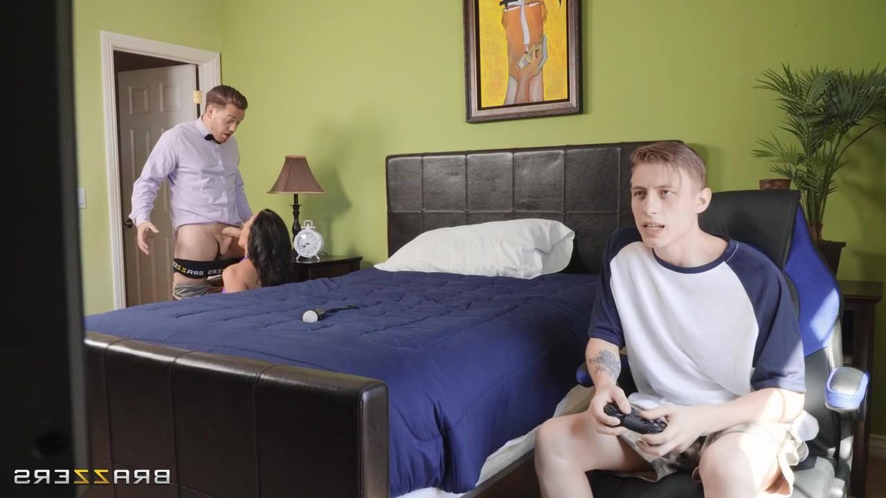 20P Pornstars Like It Big Kyle Mason, Reagan Foxx