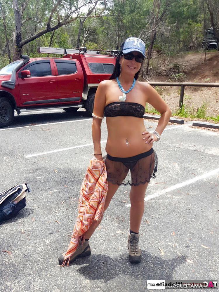 16P Brunette MILF Roxeanne shows her snatch at a public park