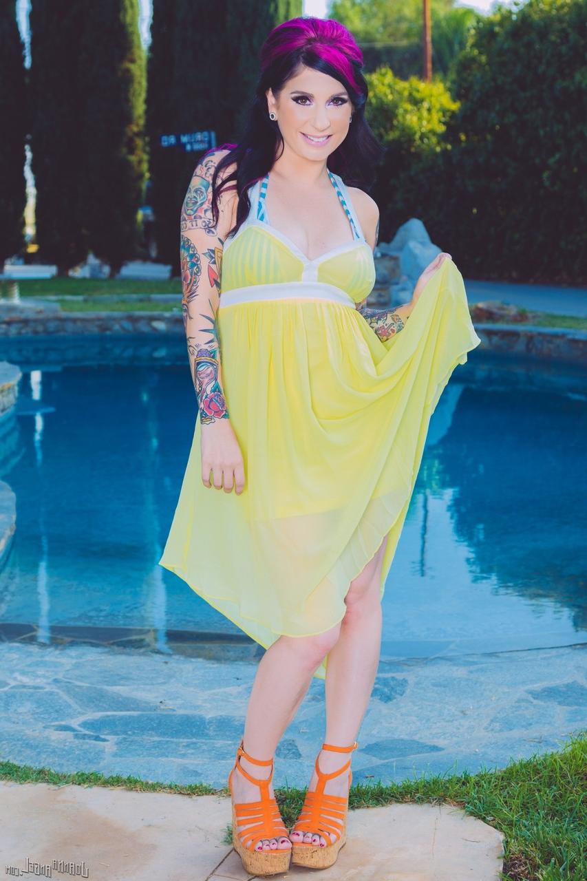 15P Amateur MILF Joanna Angel exposing heavily tattooed body next to pool