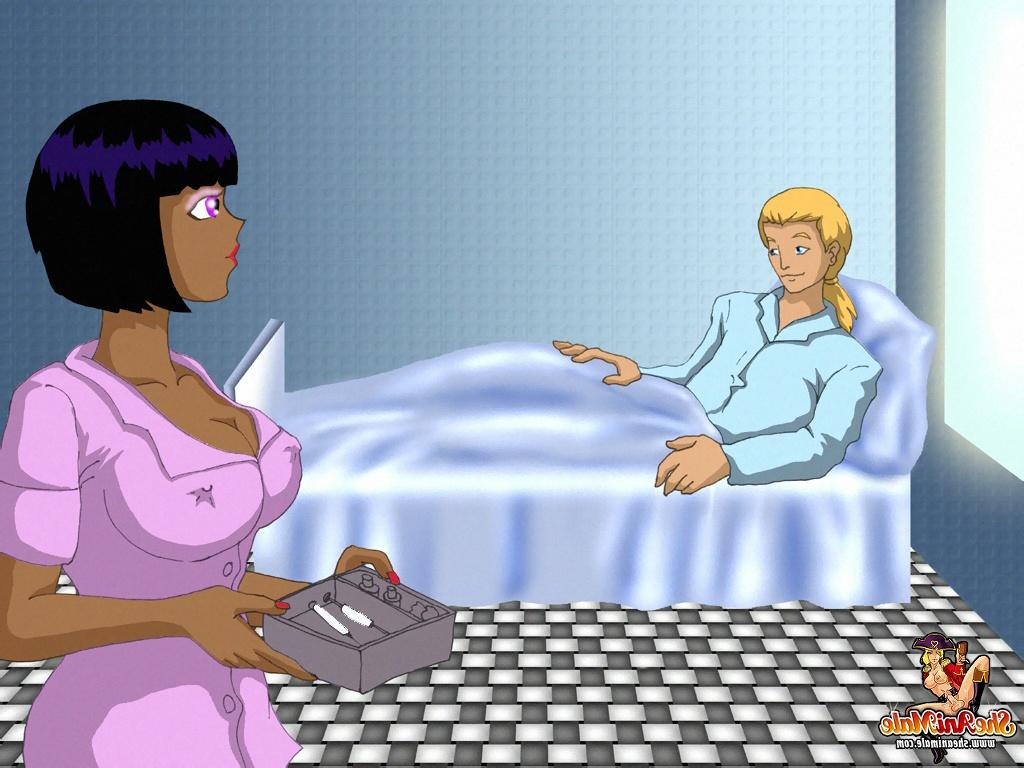 12P Enfermeira travesti de anime peituda e um paciente pendurado fazendo sexo anal um com o outro