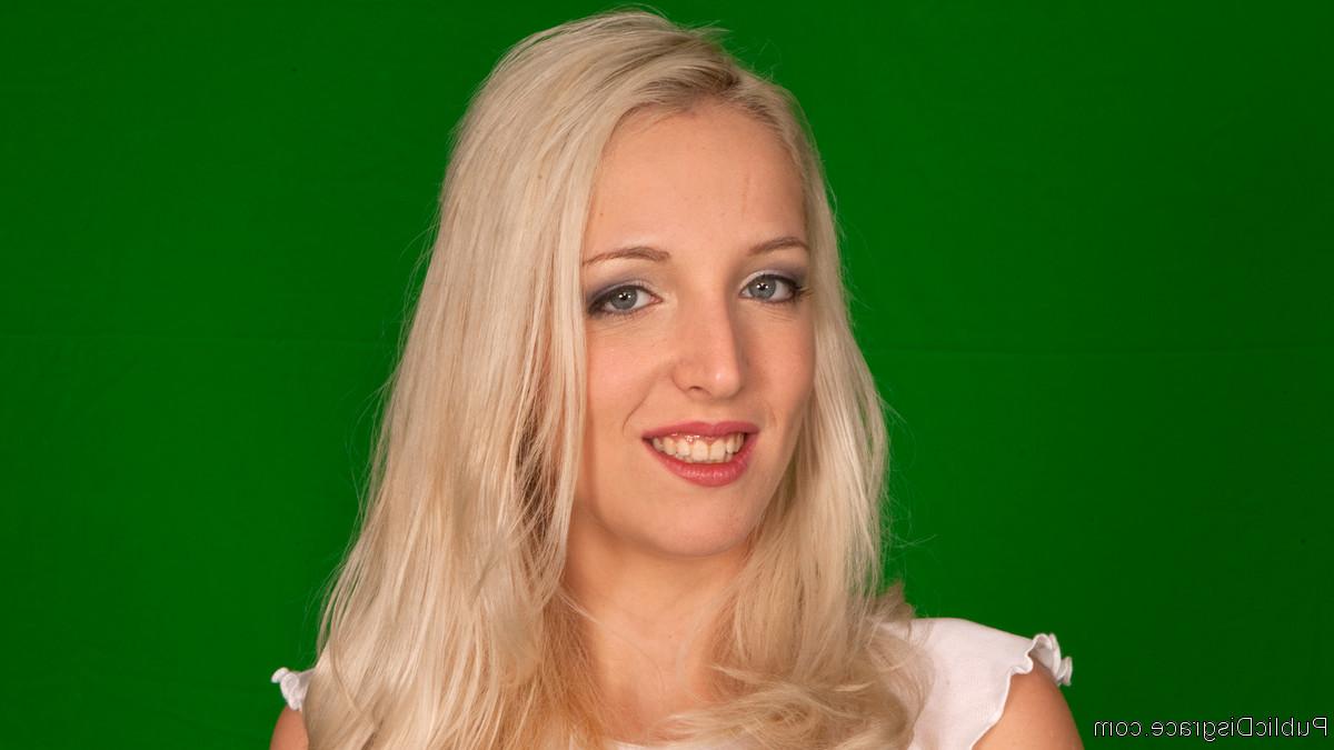 20P Public Disgrace Liz Rainbow, Max Cortes, Mona Wales