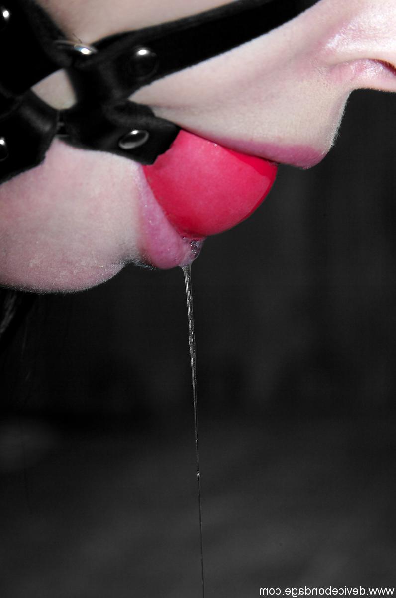 20P Bound & ball-gagged American Alexa Von Tess gets her nipples & pussy toyed