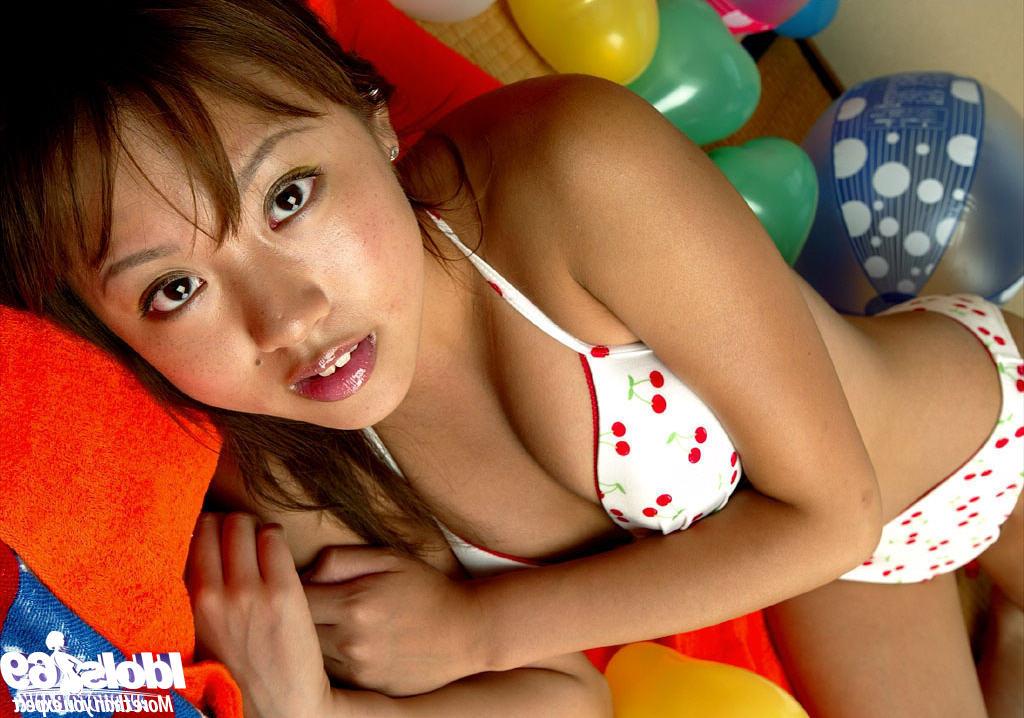 16P Slim asian cutie with neat fanny posing in fancy lingerie