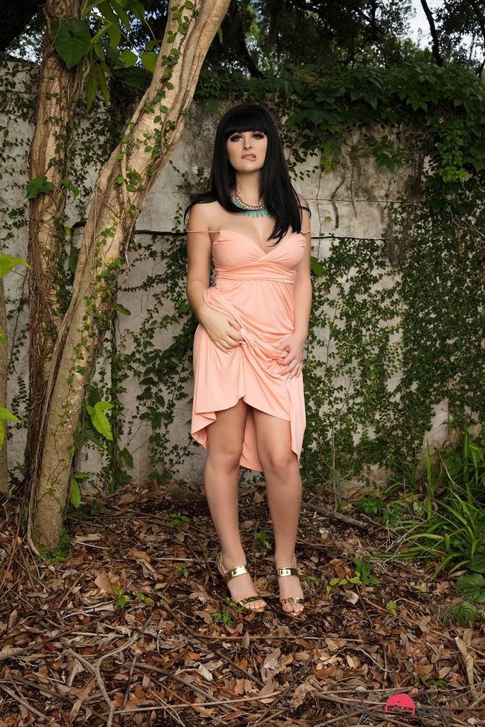 16P TS Bailey Jay performed by Bailey Jay Sex Images