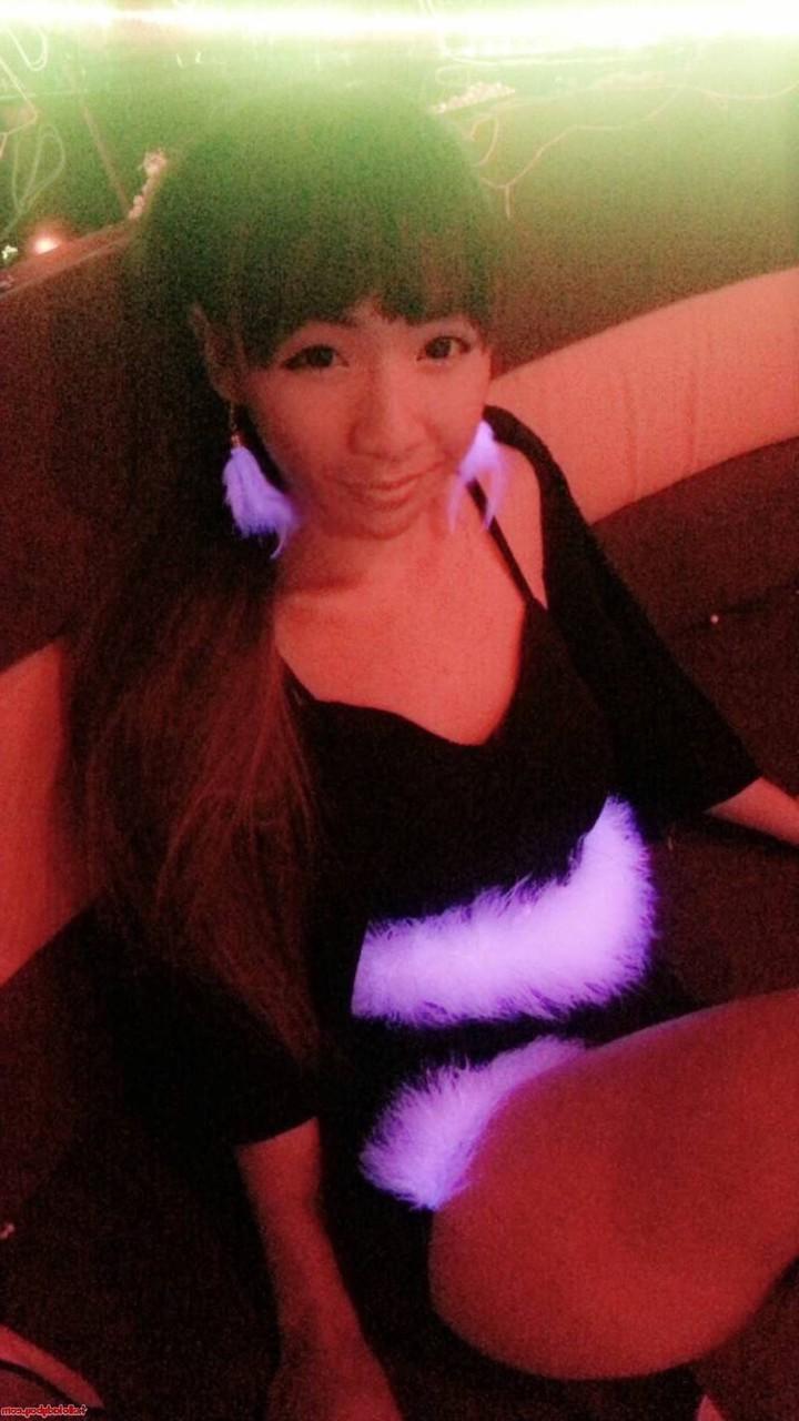 20P Cute Asian ladyboy Yuri enjoys posing in her hot solo compilation
