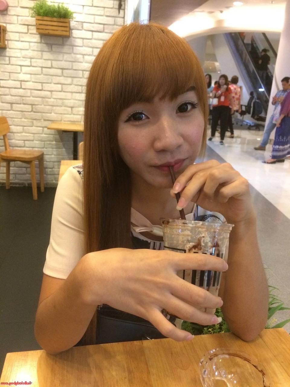 20P Cute Asian ladyboy Yuri enjoys posing in her hot solo compilation