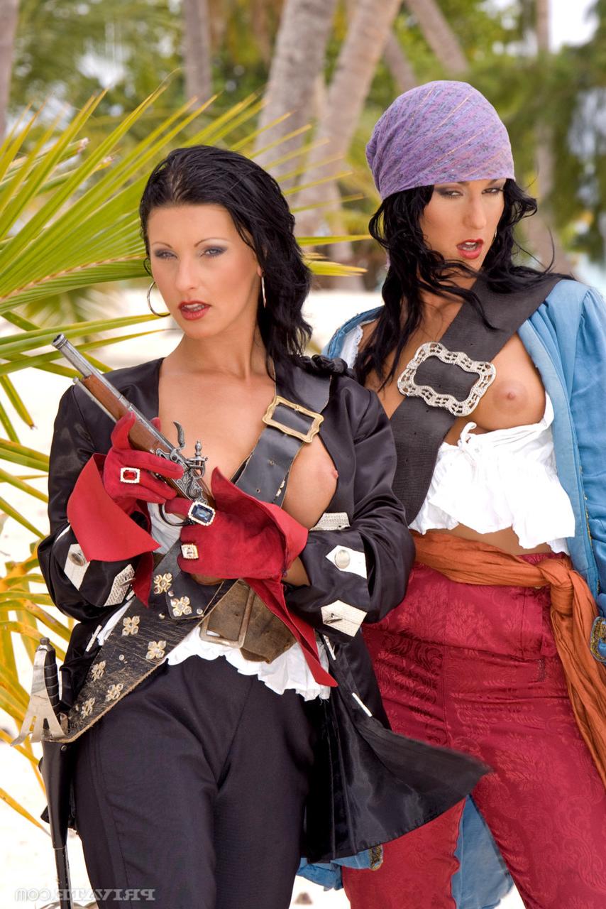 16P She-pirates and a couple of pirates have a foursome while castaway on an isle
